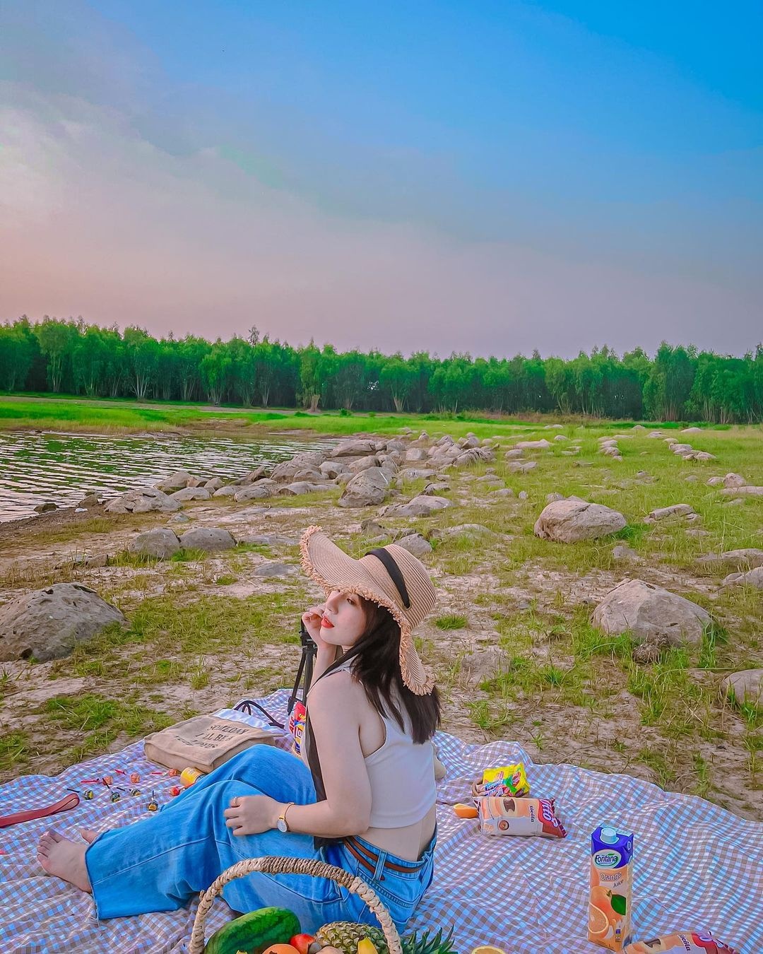 bãi đá trứng hút khách check-in ở Việt Nam ảnh 10 bai da trung hut khach check-in o Viet Nam anh 10