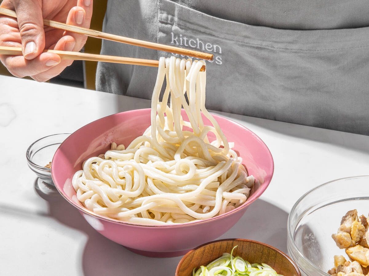 Cách nấu mì udon gà nấm ảnh 4 Cach nau mi udon ga nam anh 4