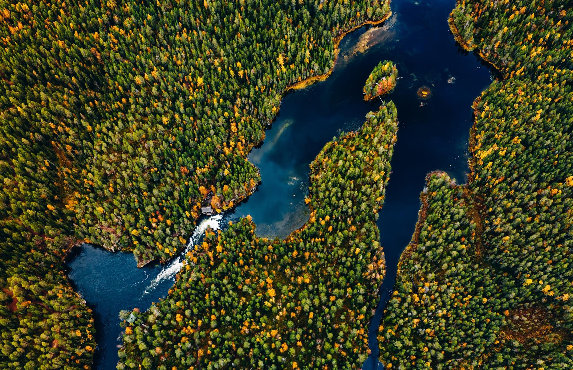 Chau Au tuyet dep nhin tu tren cao anh 13