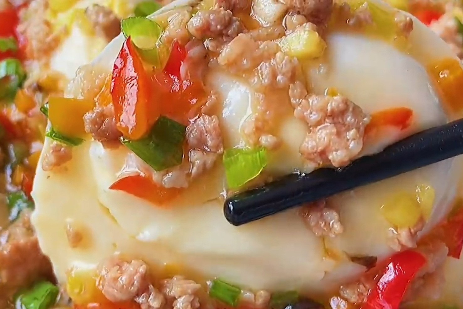 Mon trung hap sot thit bam mem de lam hinh anh