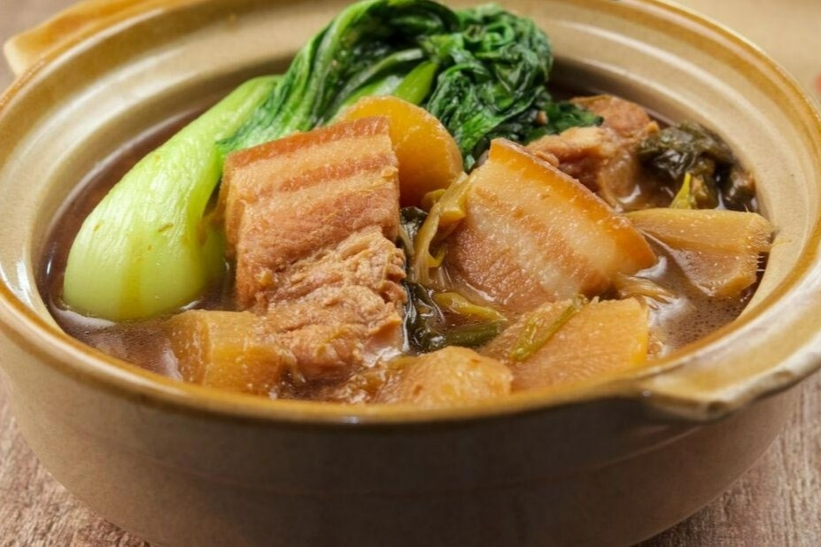 Cach lam thit ba chi kho cu cai mem ngon cho bua toi hinh anh