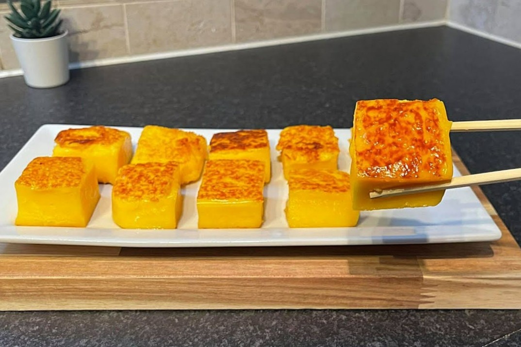 Lam pudding trung sua chien an vat tai nha hinh anh