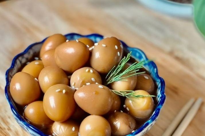 Cach lam mon trung cut om nuoc tuong hinh anh