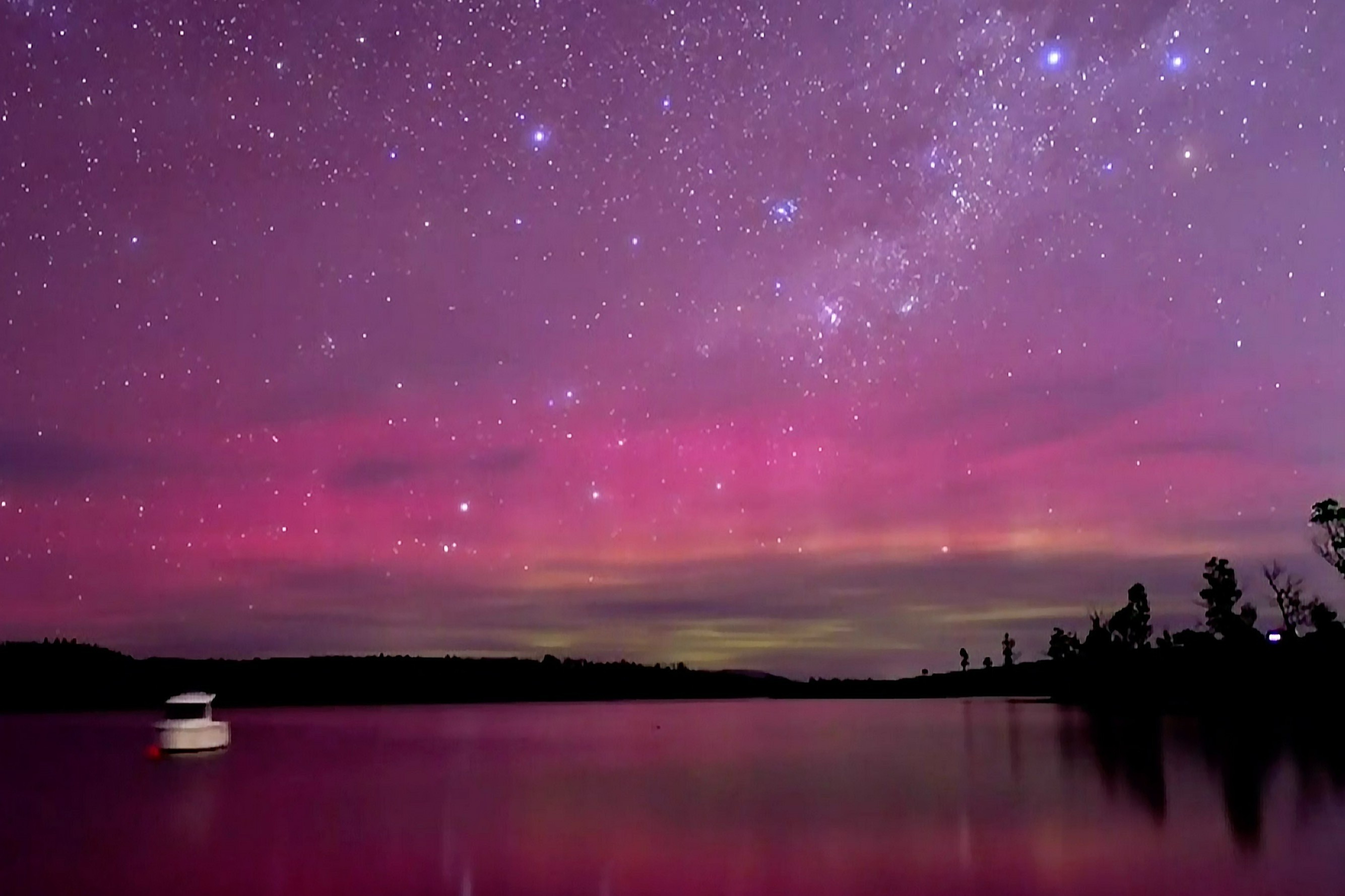 Chiem nguong cuc quang o Australia hinh anh