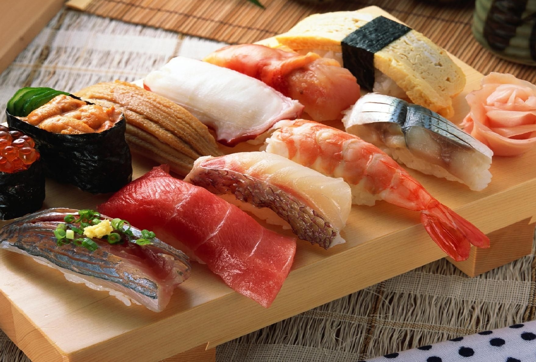 Phân biệt 2 loại sushi phổ biến ảnh 10 Phan biet 2 loai sushi pho bien anh 10