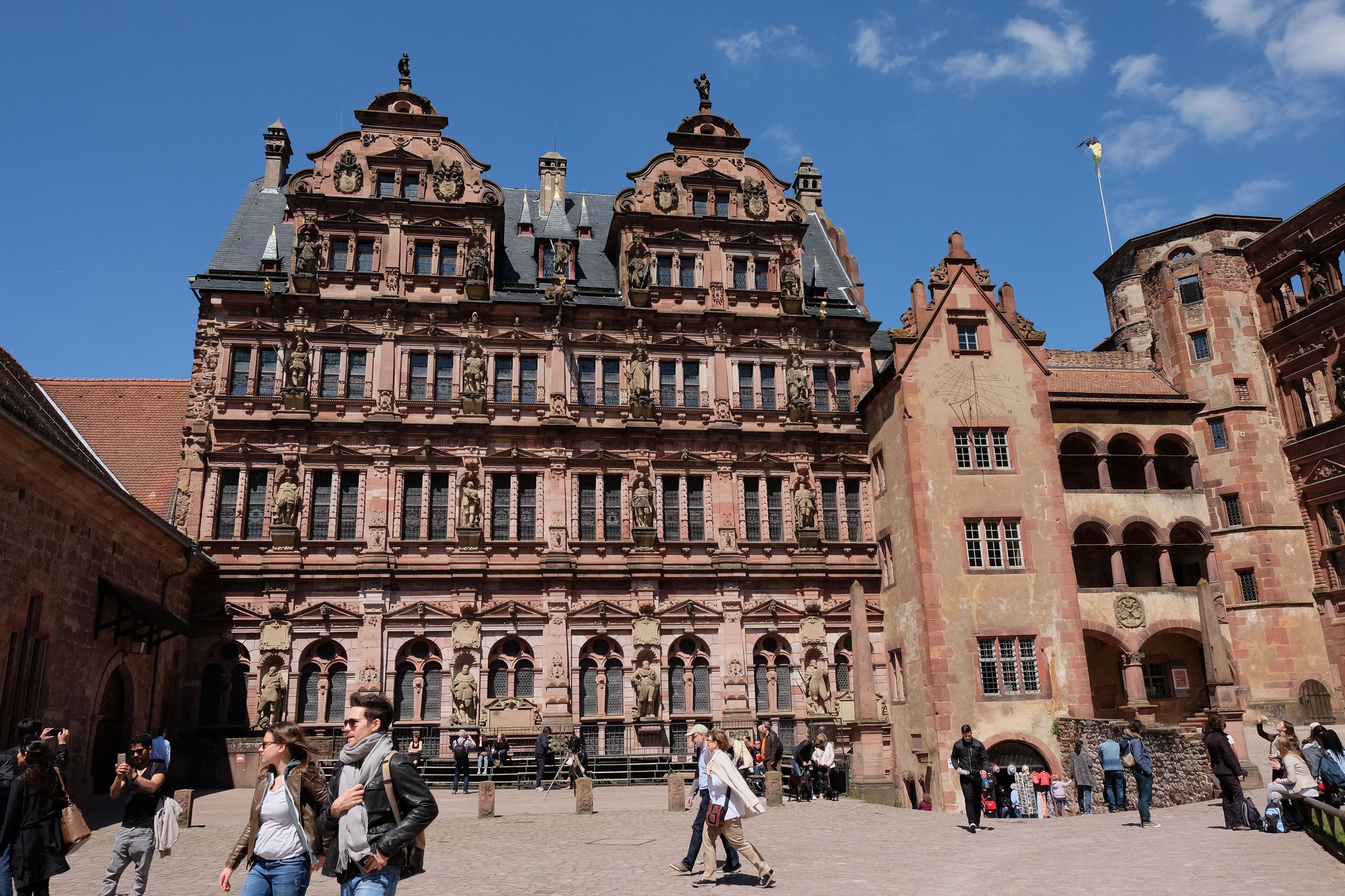 lau dai Heidelberg anh 2