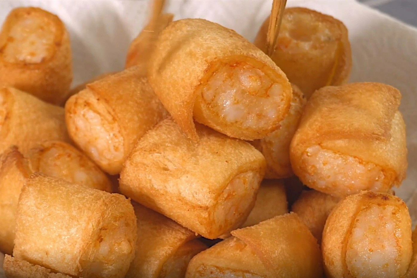 Cach lam mon sandwich kep tom chien gion hinh anh