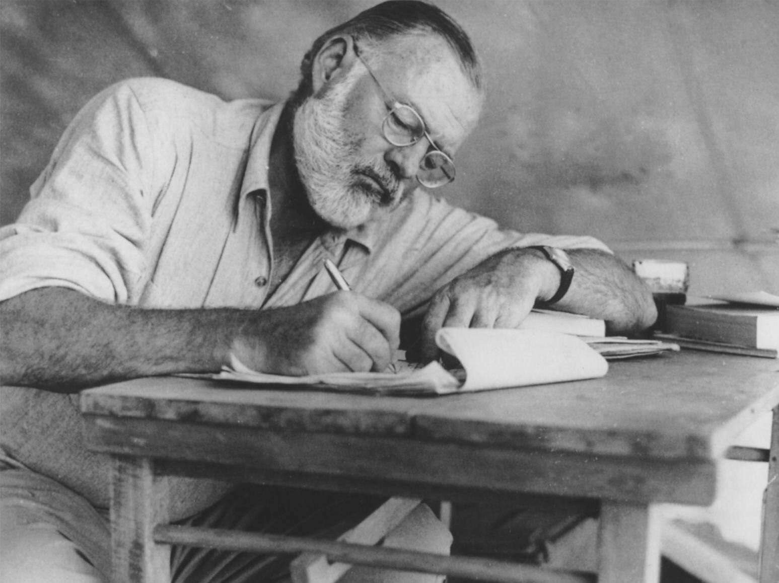 Xuat ban truyen ngan chua tung cong bo cua Ernest Hemingway hinh anh