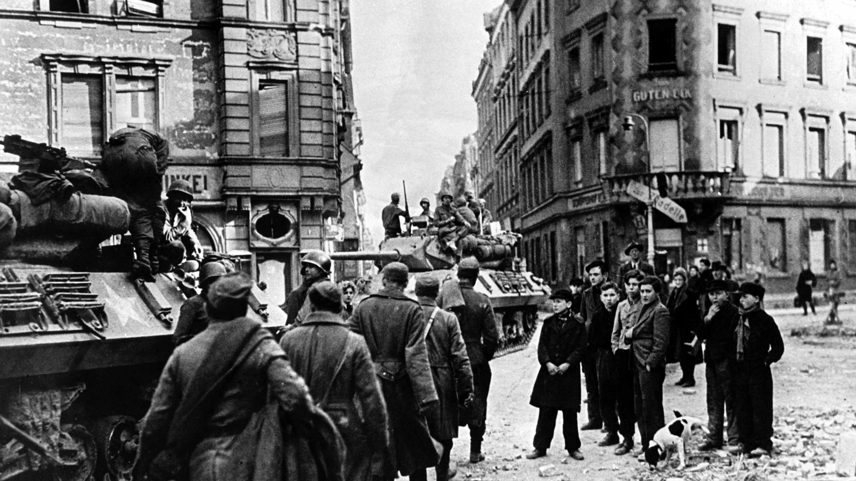 Loi ve nao cho nhung nguoi linh Duc thoi hau chien hinh anh