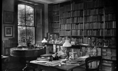 Nhung cuon sach nha khoa hoc Charles Dawin da doc anh 2