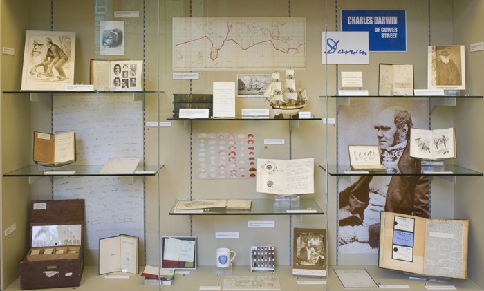 Nhung cuon sach nha khoa hoc Charles Dawin da doc anh 3