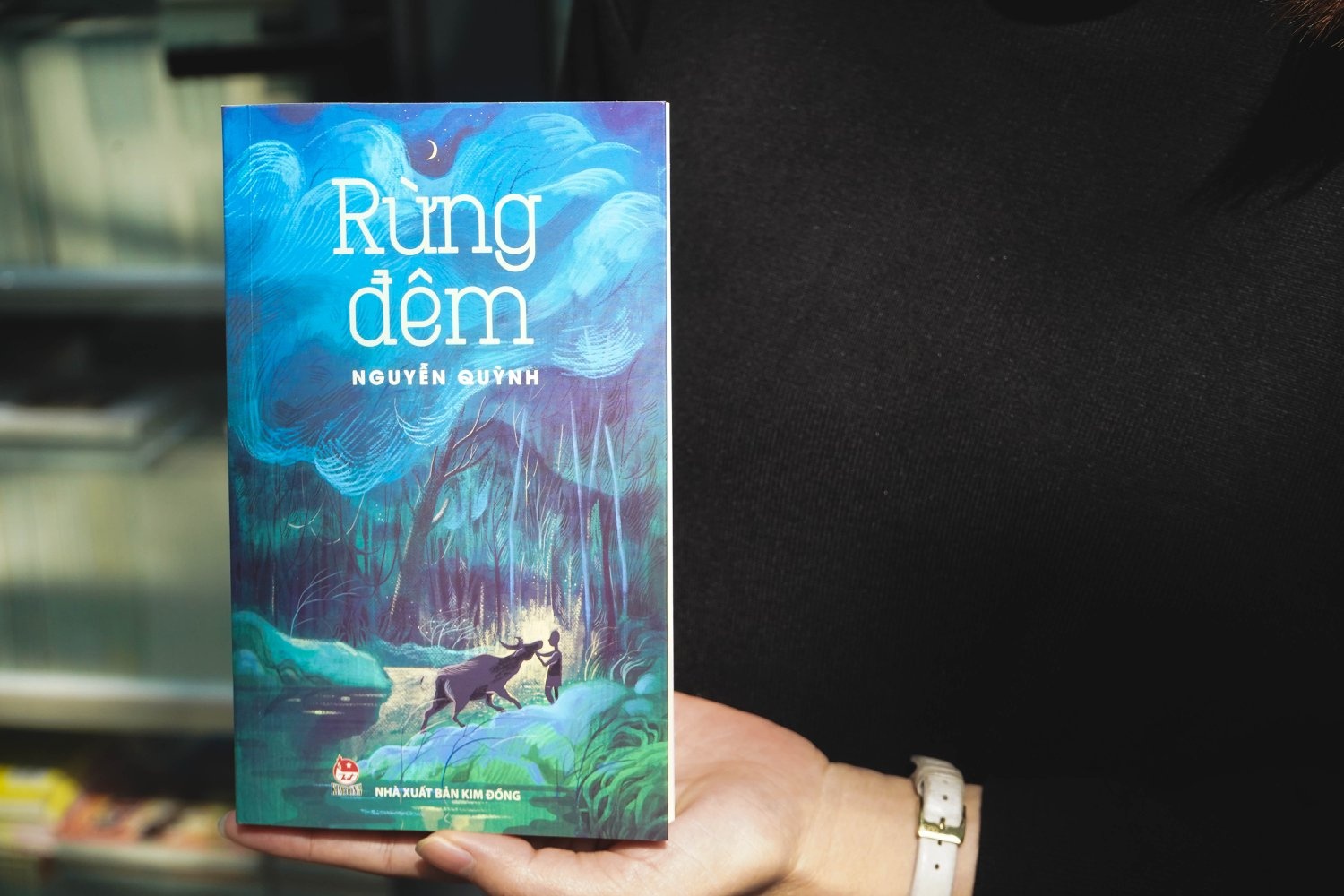 'Rung Dem': Nguoi ban dac biet cua tuoi tho khon kho hinh anh