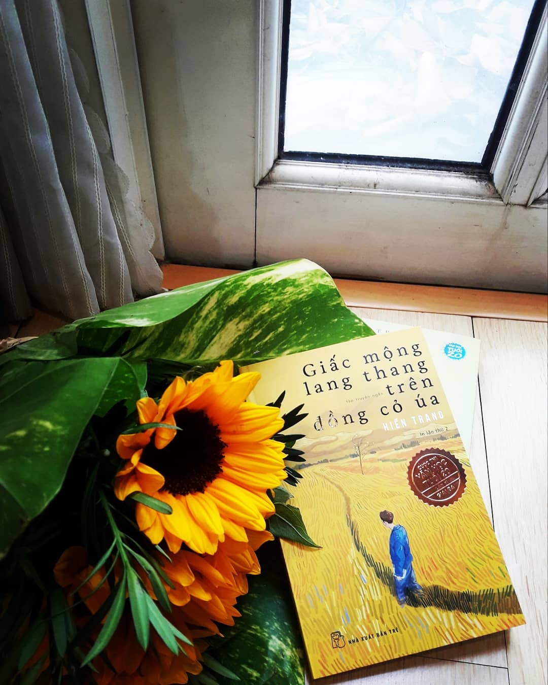 Net hu ao dac sac trong ‘Giac mong lang thang tren dong co ua’ hinh anh