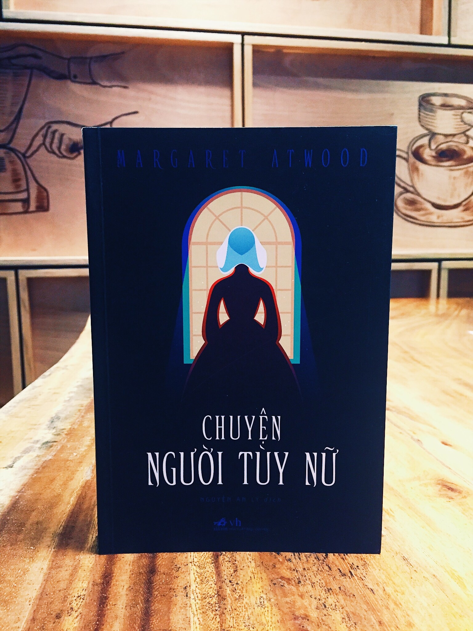 Chuyện người tùy nữ ảnh 1 Chuyen nguoi tuy nu anh 1