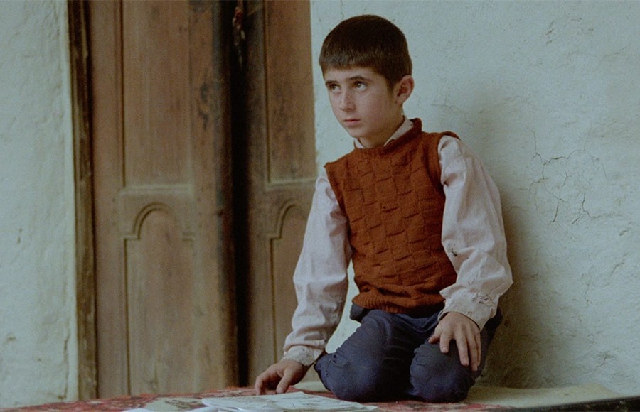 Tai hien nhung sac mau da chieu trong tam hon tre tho chau A hinh anh