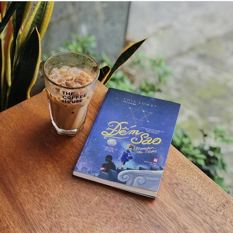 Review sach Dem sao anh 1