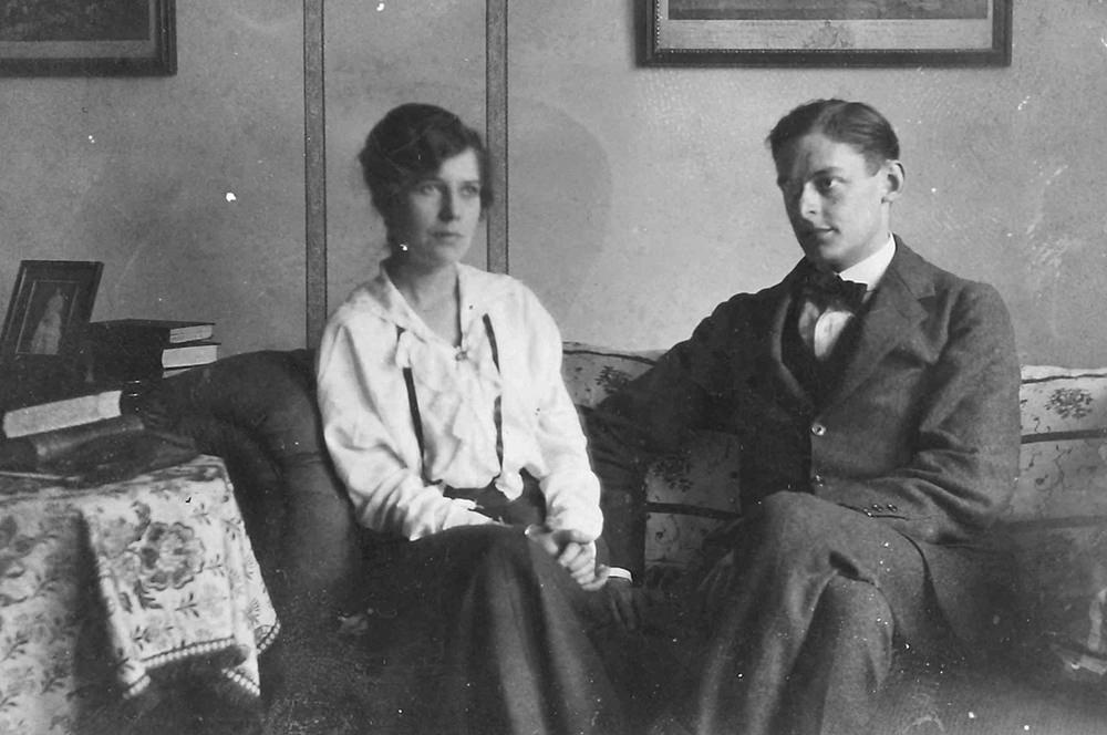 tac gia noi tieng anh 5