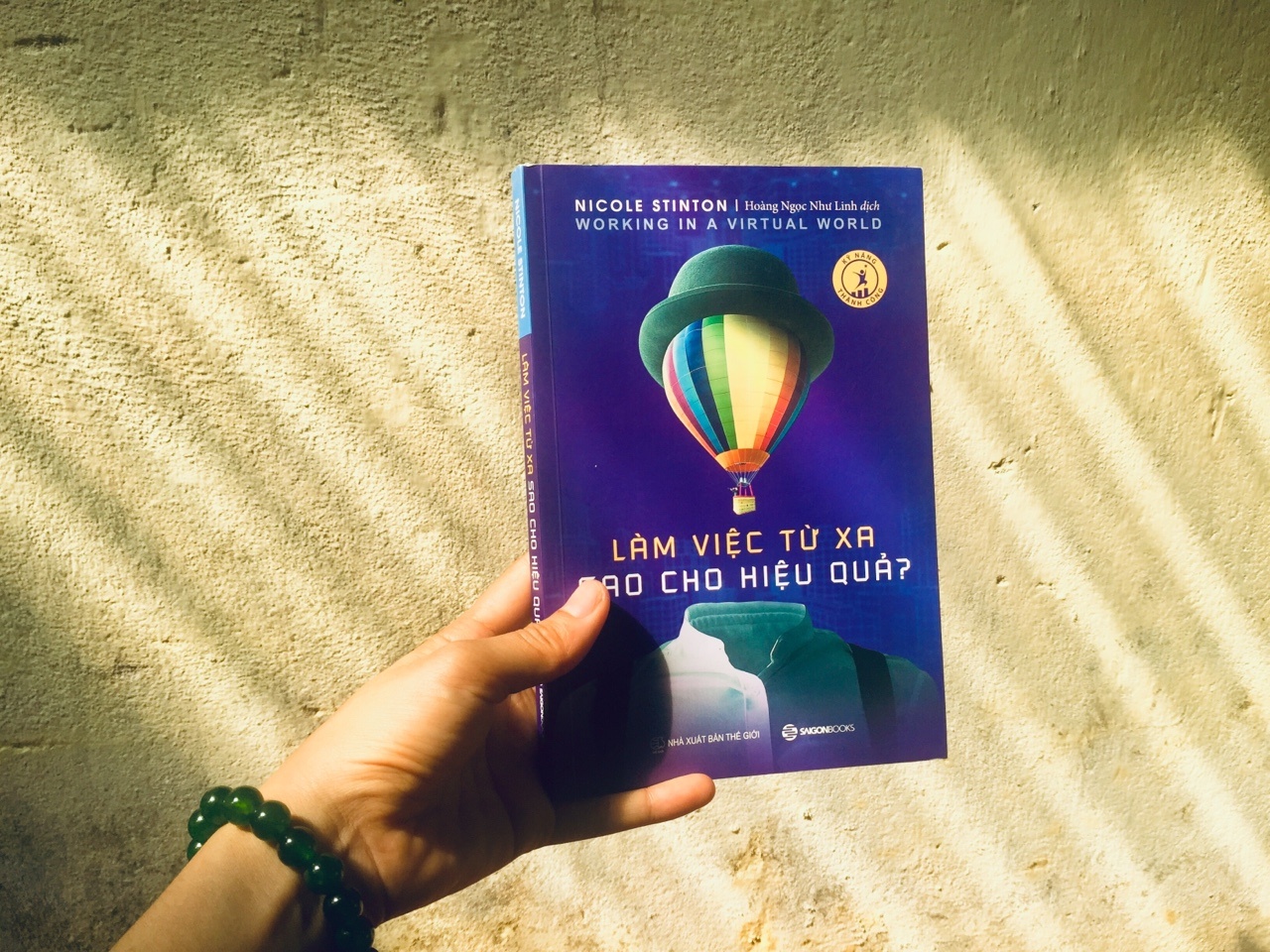 Lam viec tu xa sao cho hieu qua anh 1