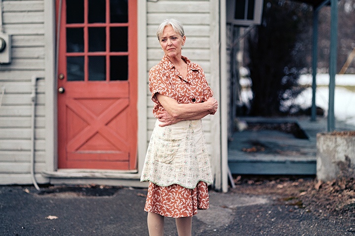 Loat chan dung ve ve dep binh di o My hinh anh