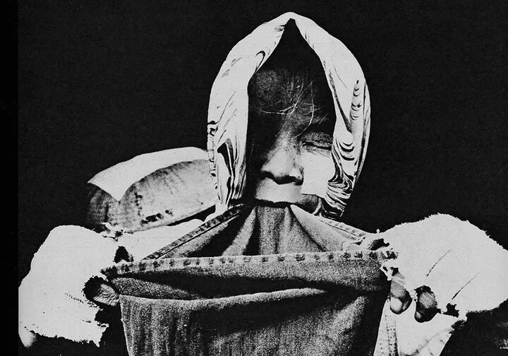 Sach anh ve nhung nguoi hat rong mu o Nhat Ban hinh anh