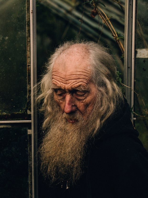 A Voice Above The Linn anh 2