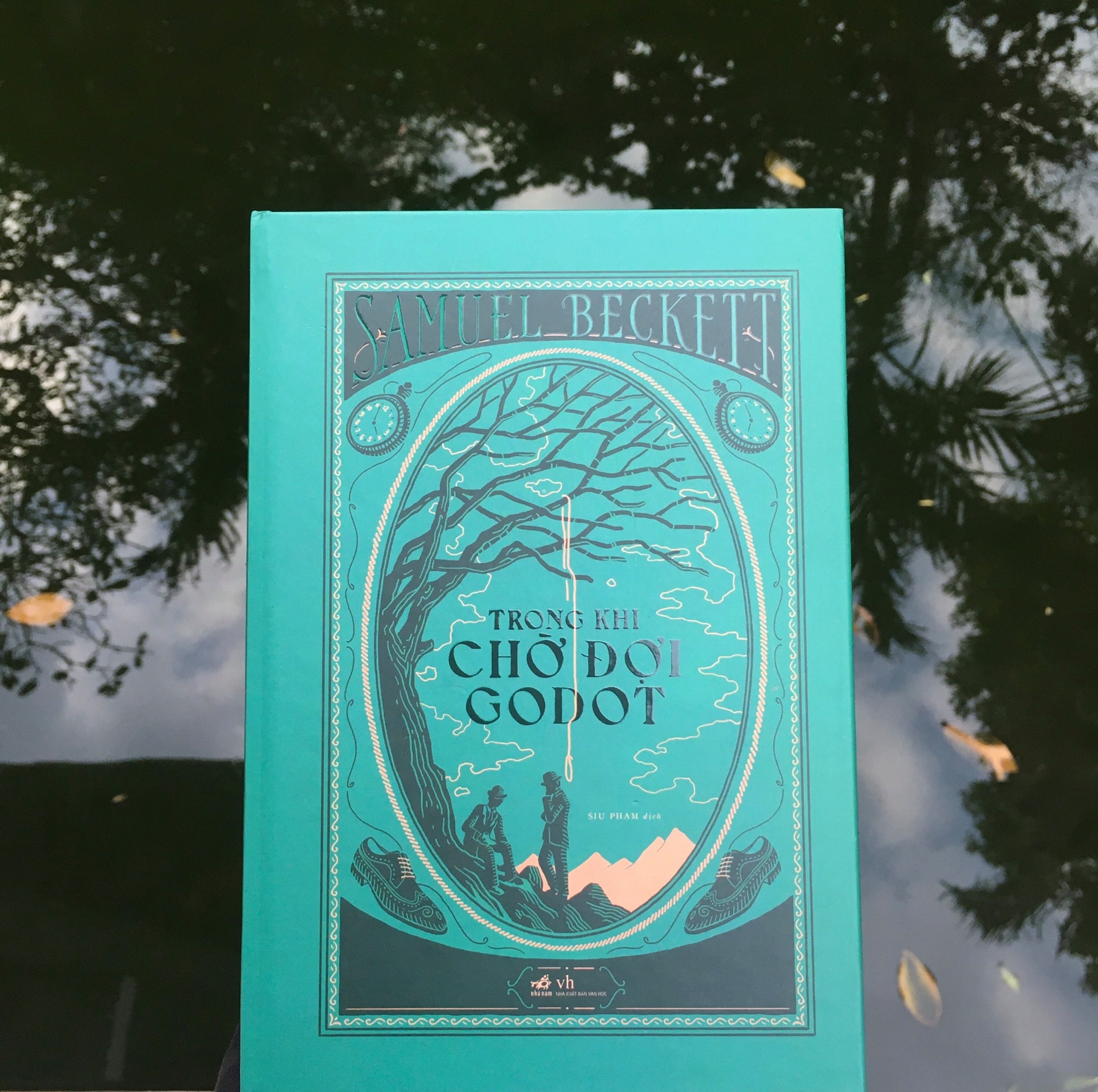 Trong khi cho doi Godot anh 1