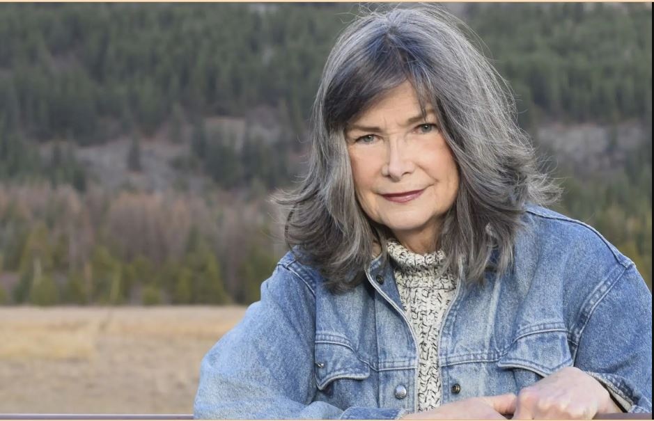 Nhung nu nha van bat dau su nghiep o tuoi xe chieu anh 1