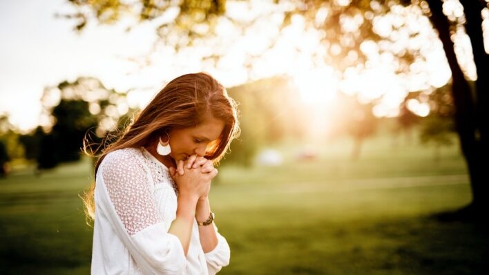 Giu vung su tinh tao cho moi ca nhan bang suc manh tap the hinh anh