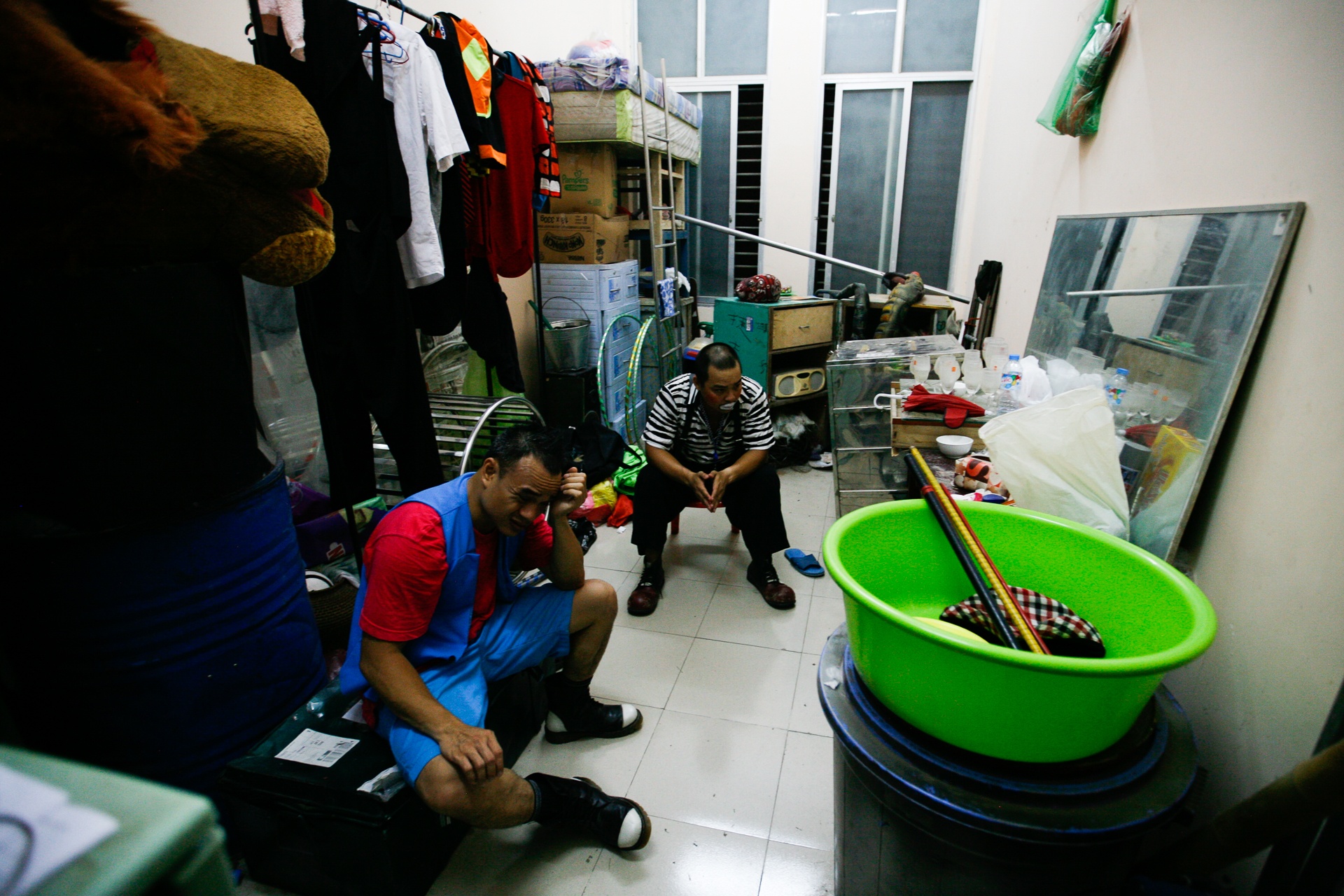 Chuyen doi dien vien xiec he anh 16