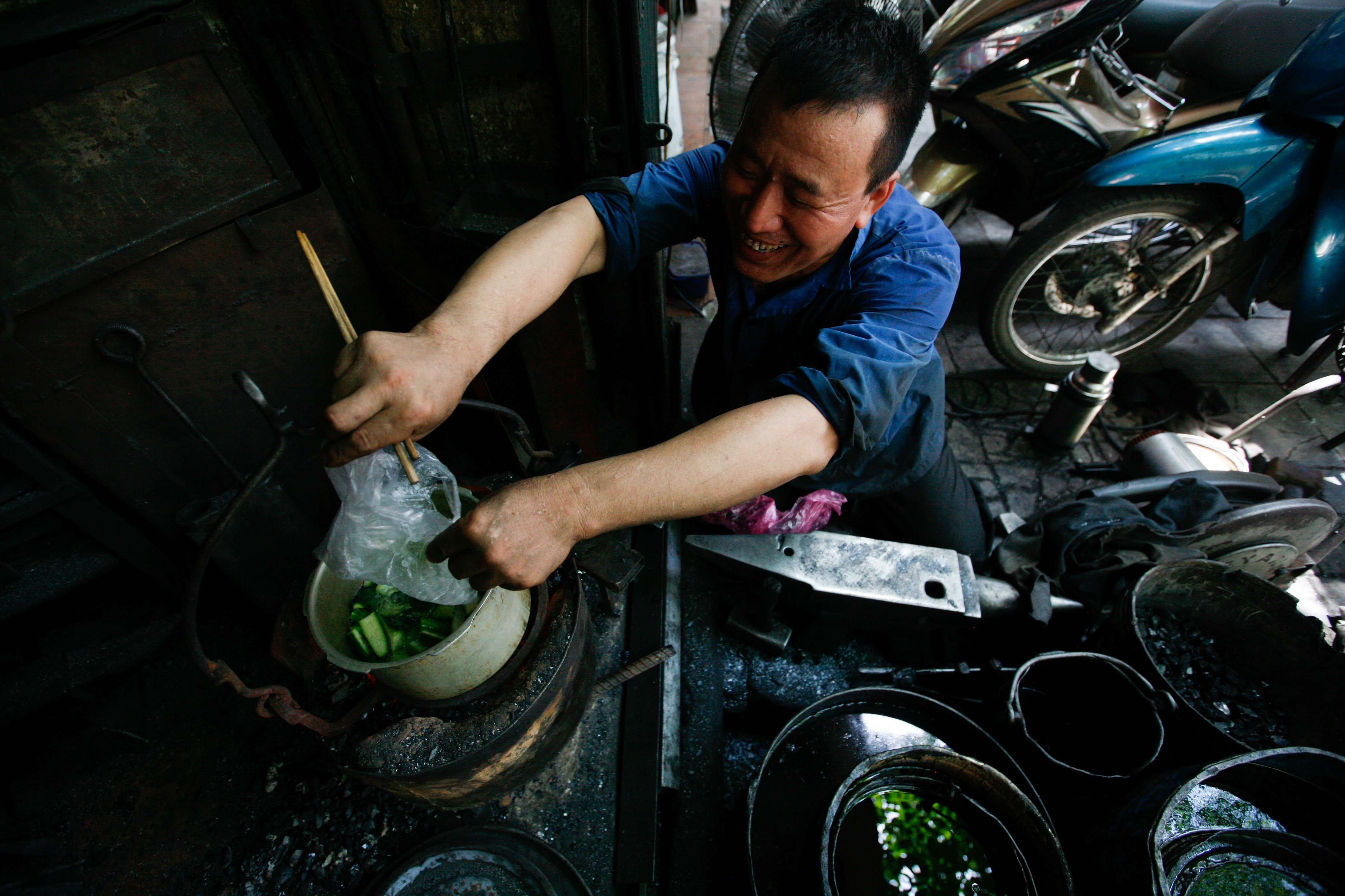 nguoi tho ren cuoi cung anh 13