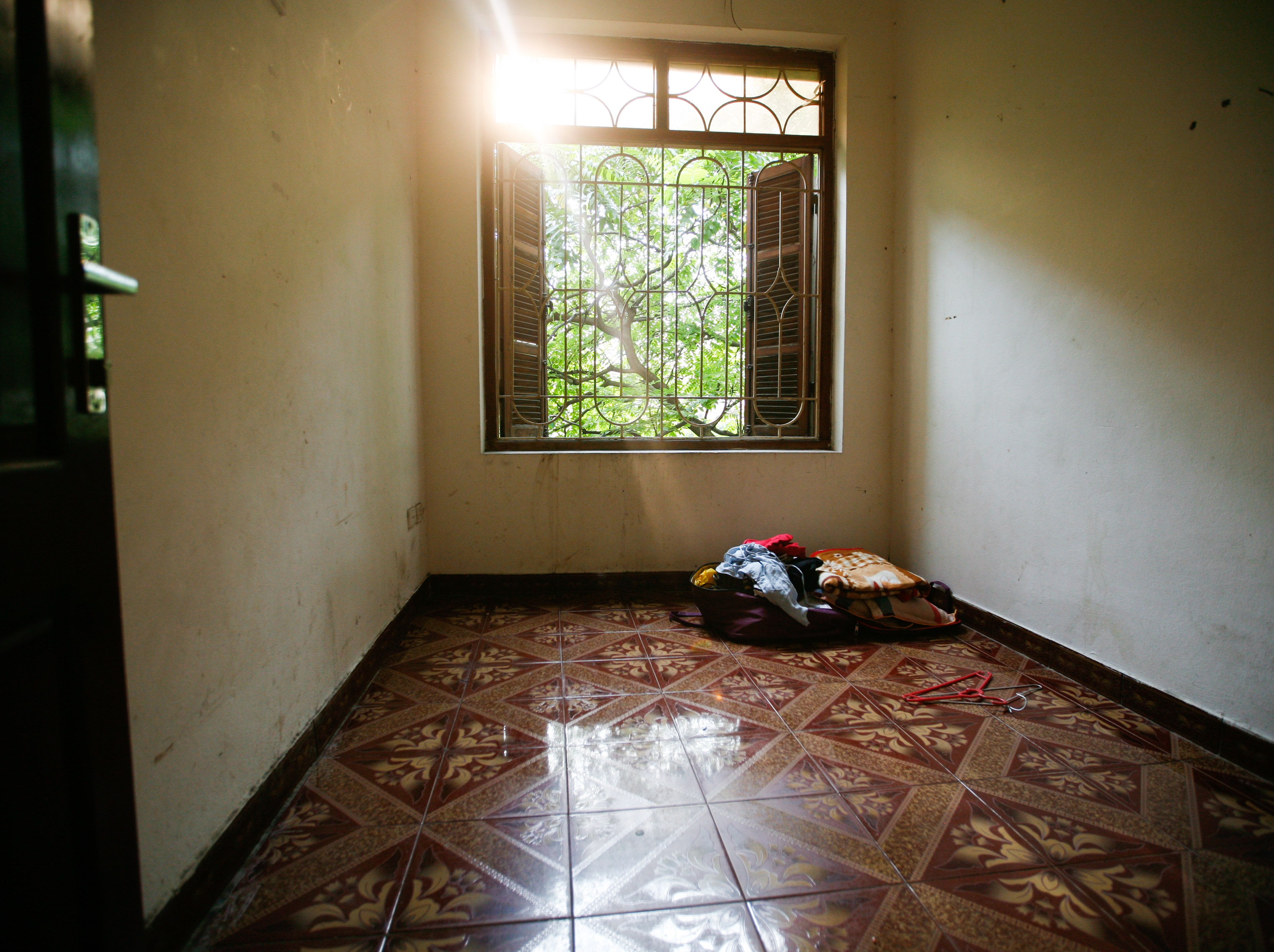 khu o tro mien phi thi dai hoc anh 14