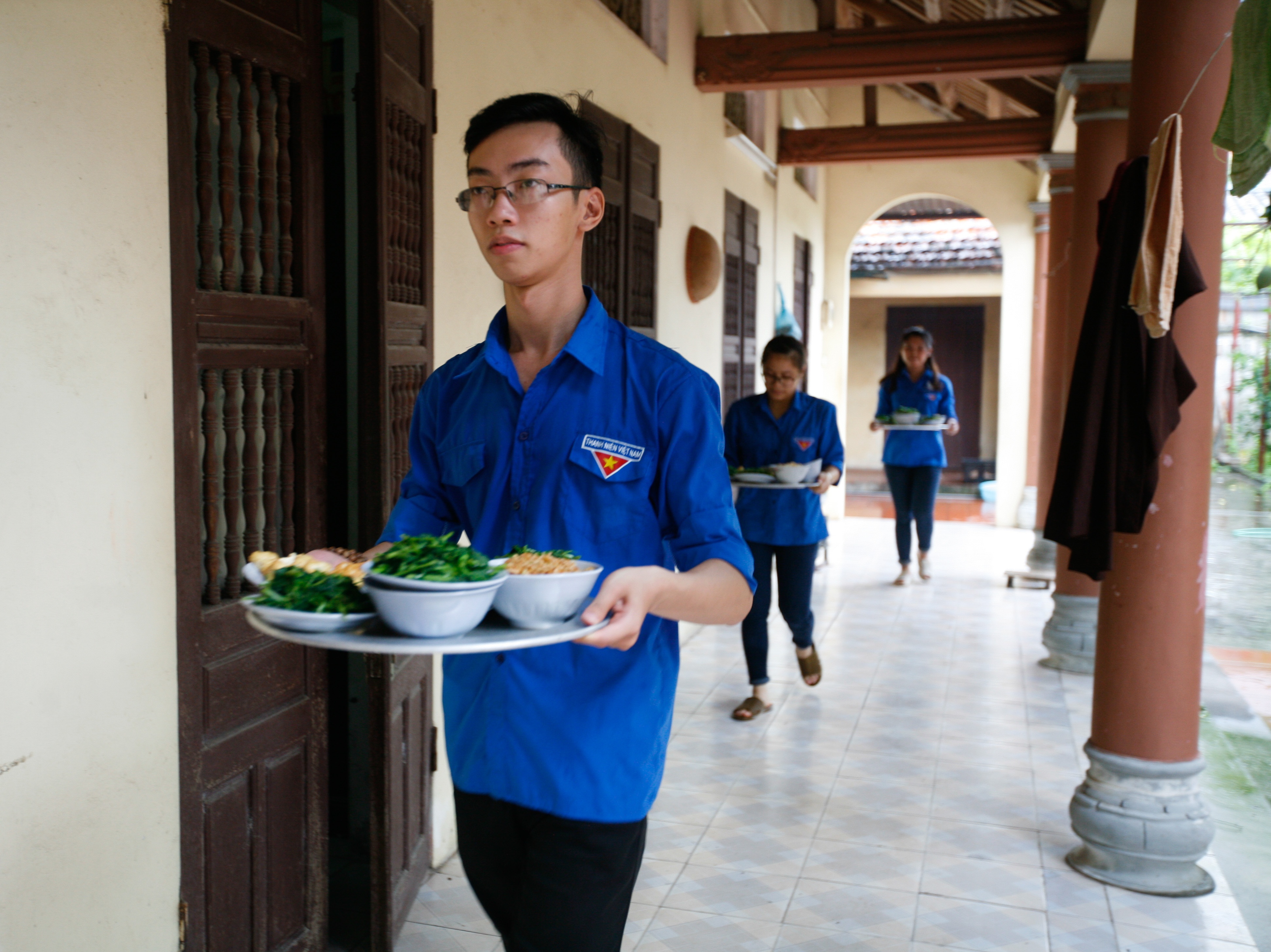 khu o tro mien phi thi dai hoc anh 8