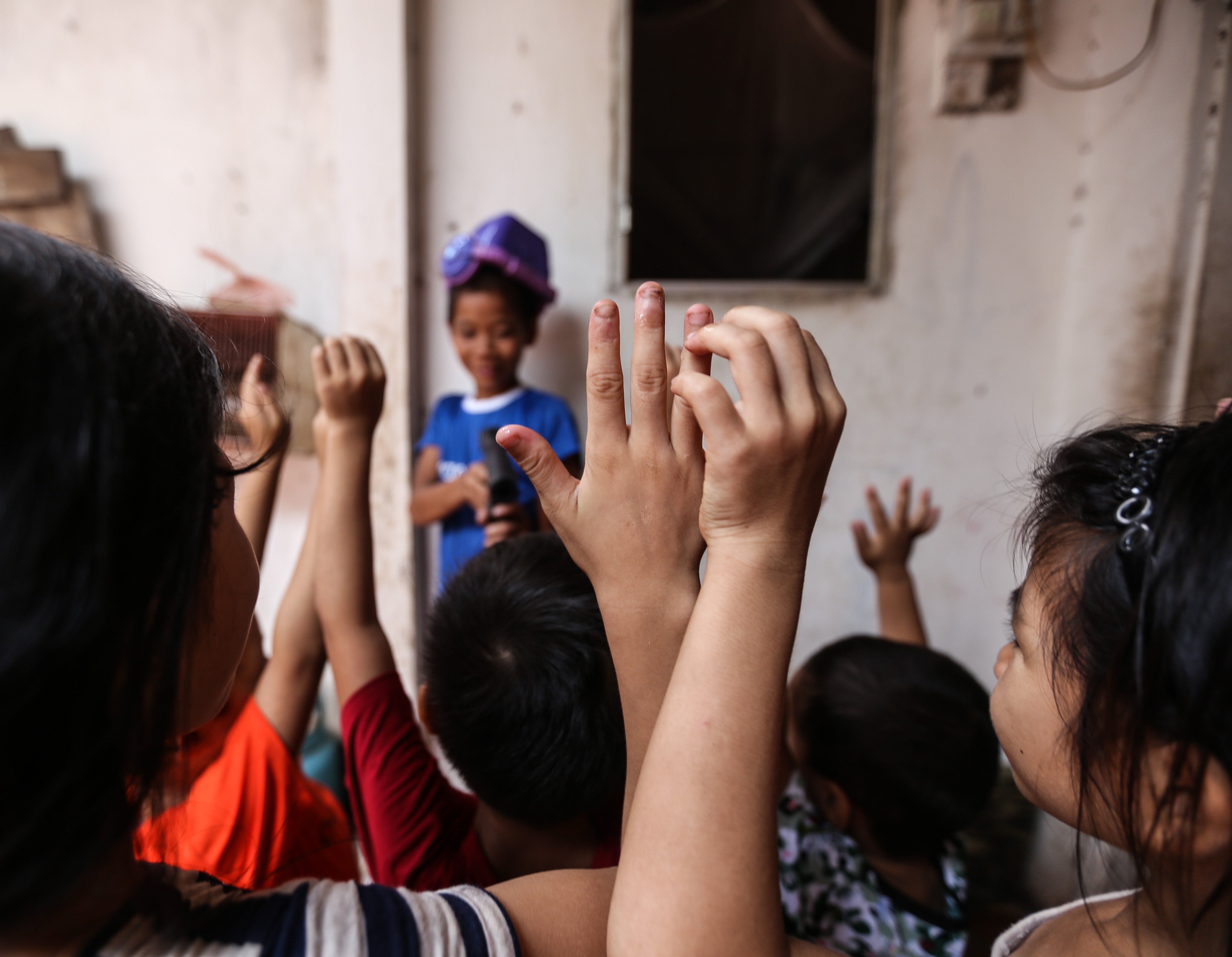 ba me sinh 14 dua con anh 9