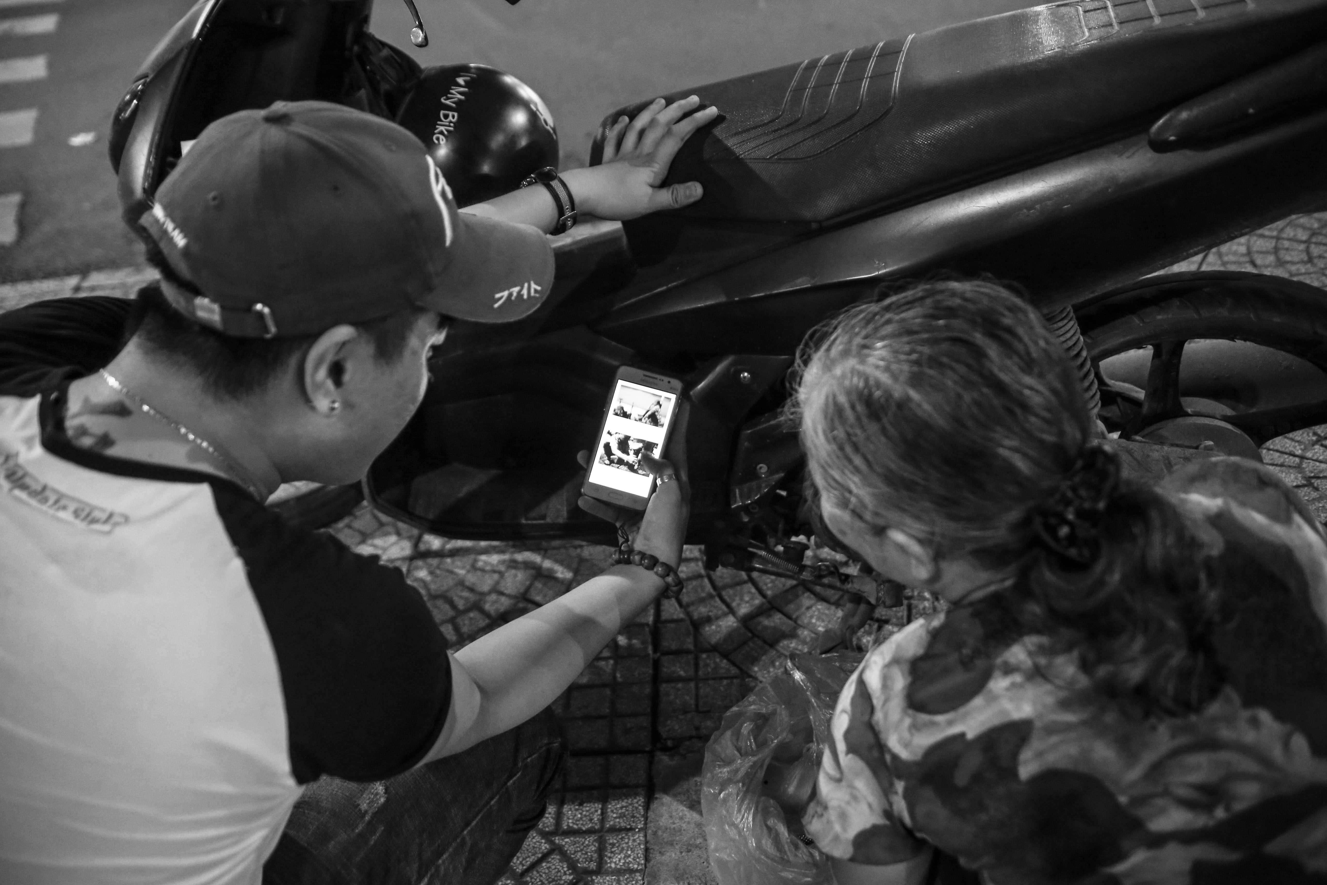 Ba cu va xe dem 30 nam anh 14