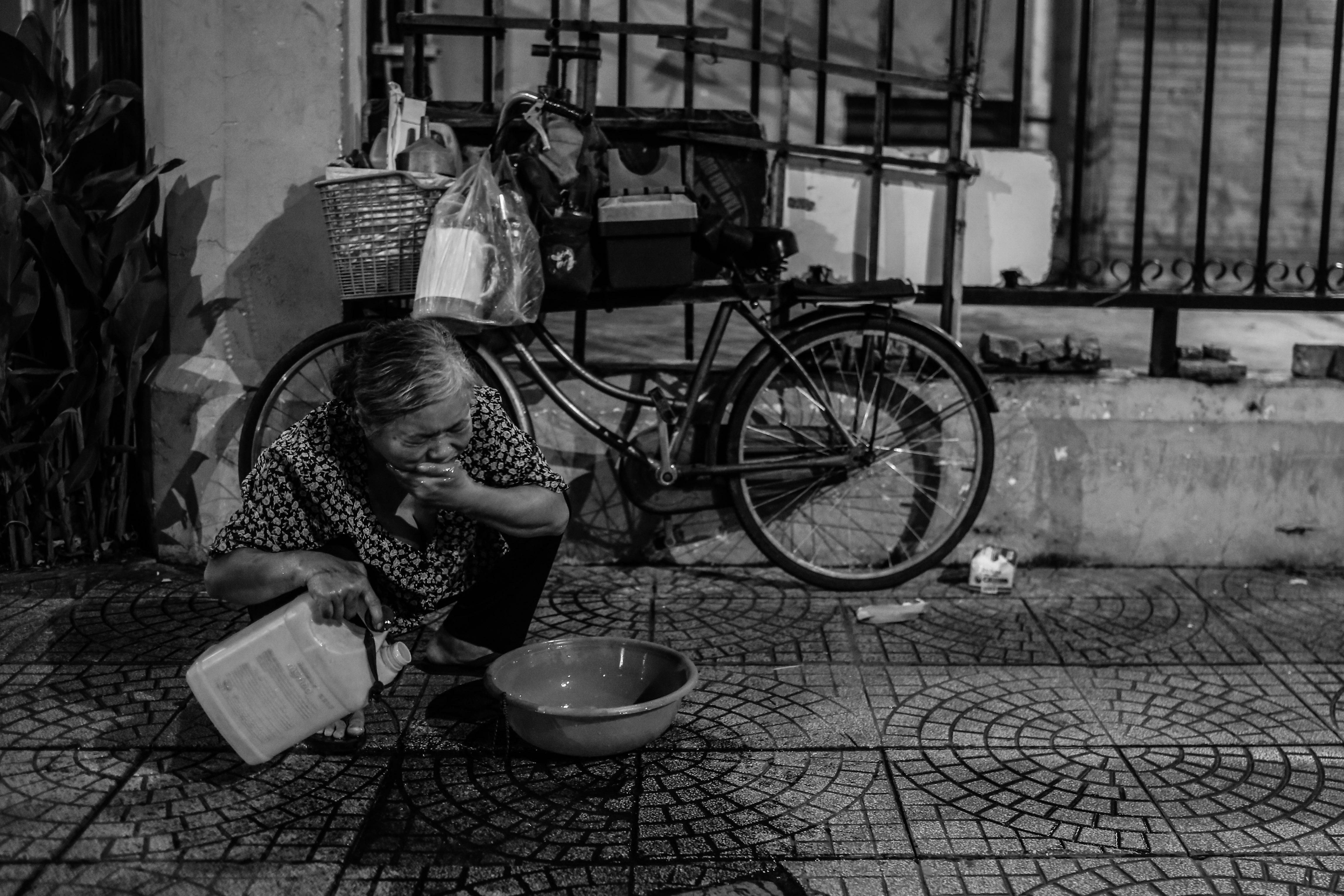 Ba cu va xe dem 30 nam anh 22