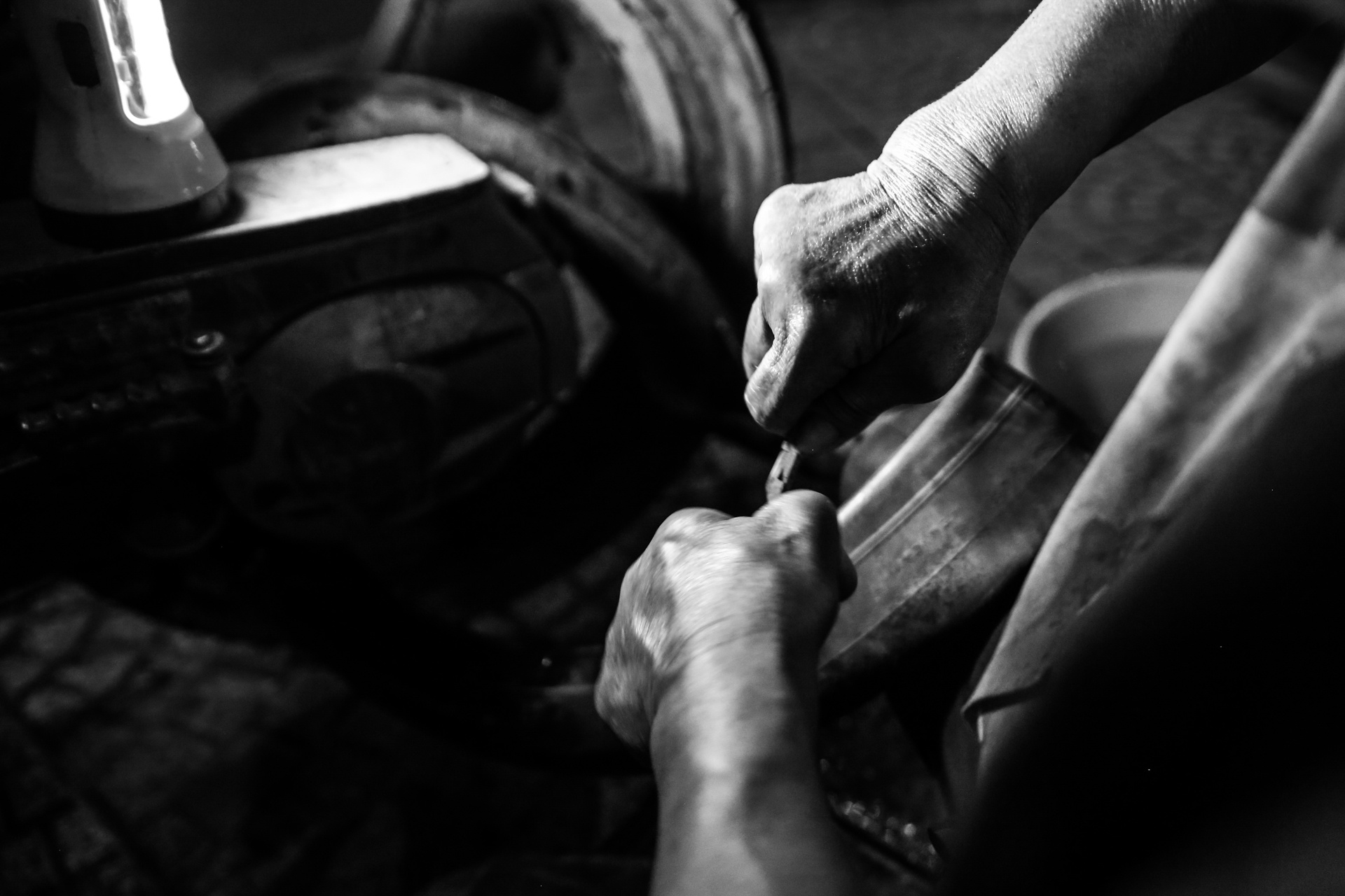 Ba cu va xe dem 30 nam anh 4