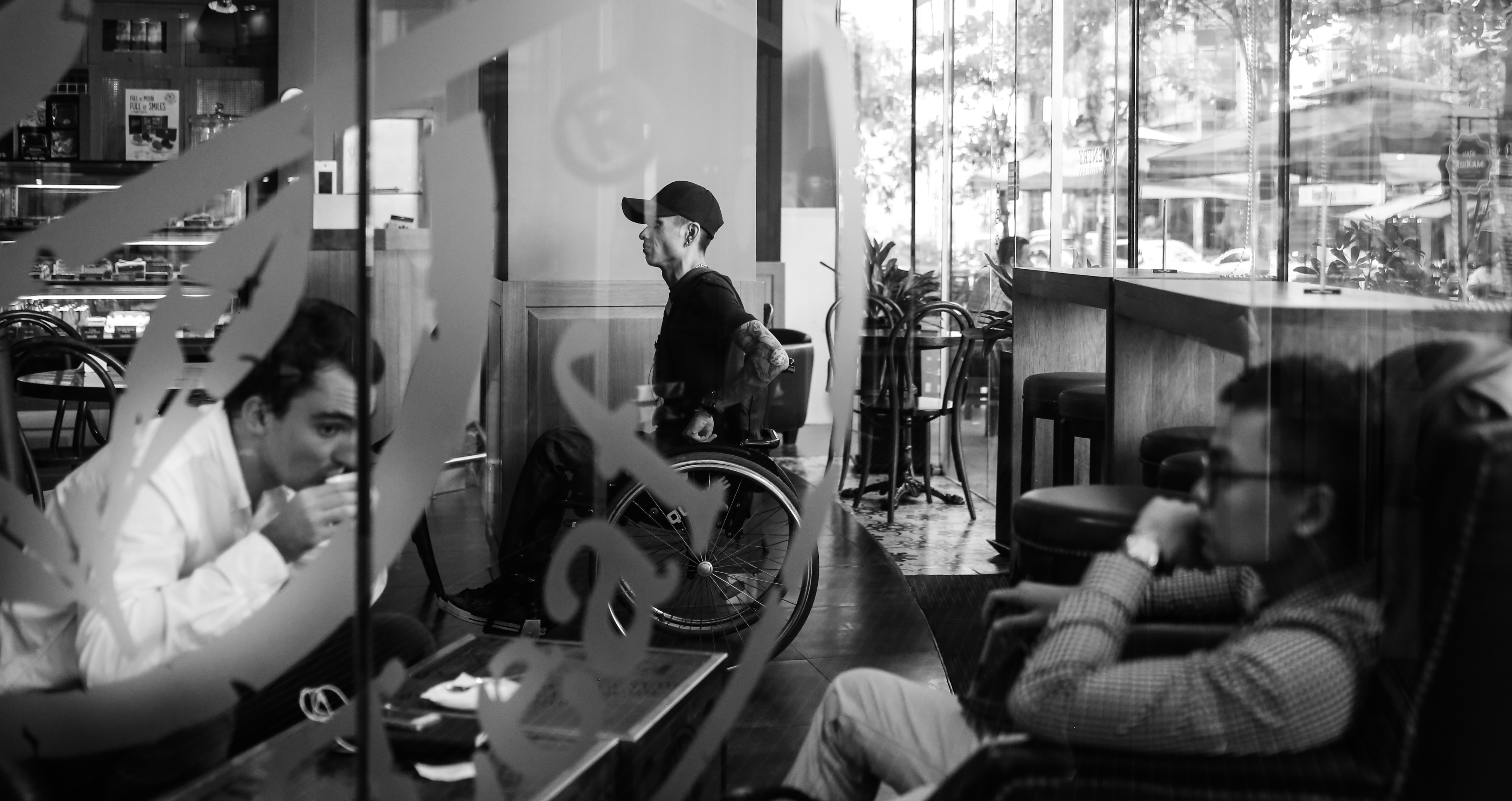 Nhiep anh gia Sai Gon liet hai chan anh 16