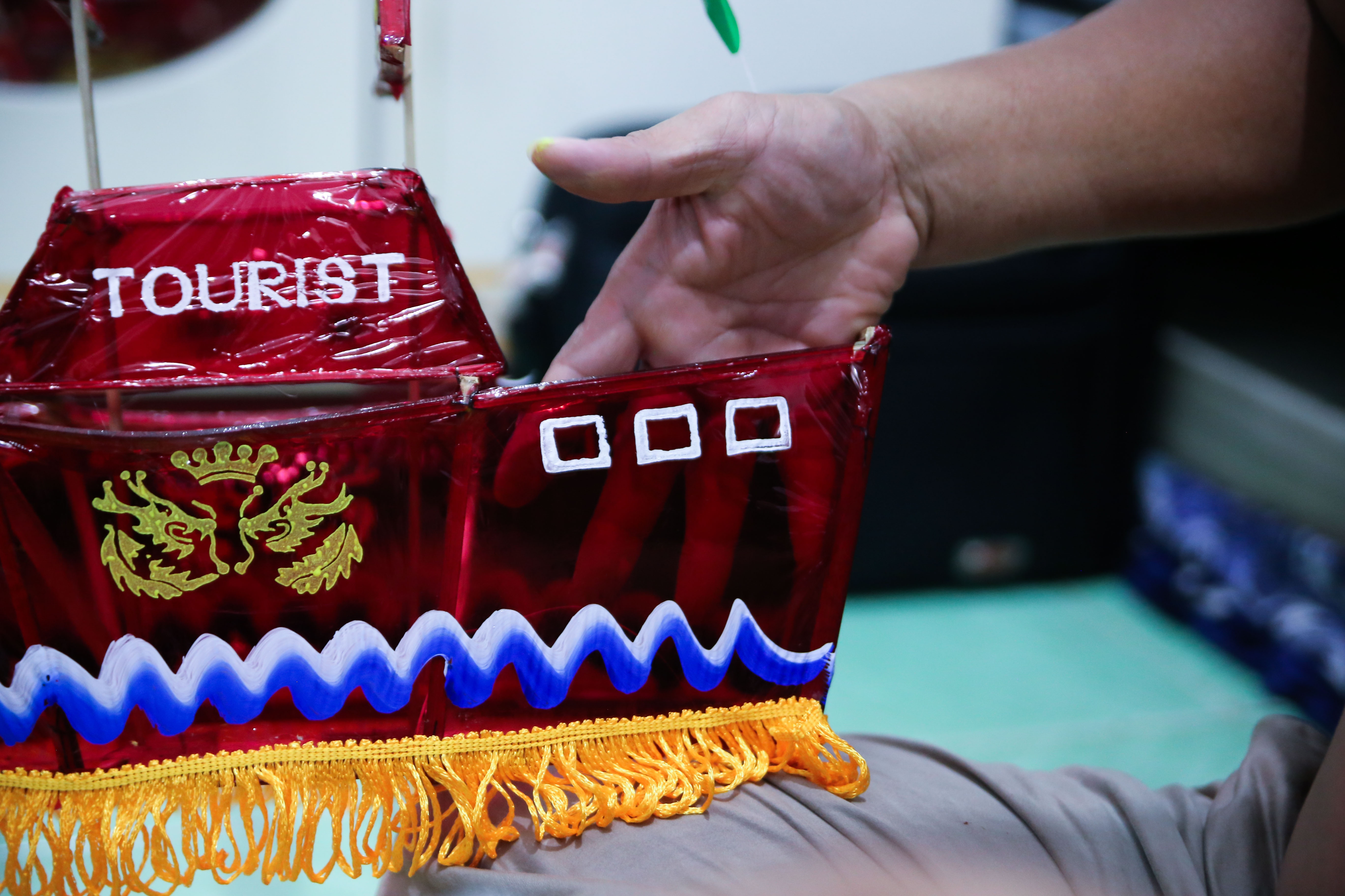 Lang long den Phu Binh anh 9