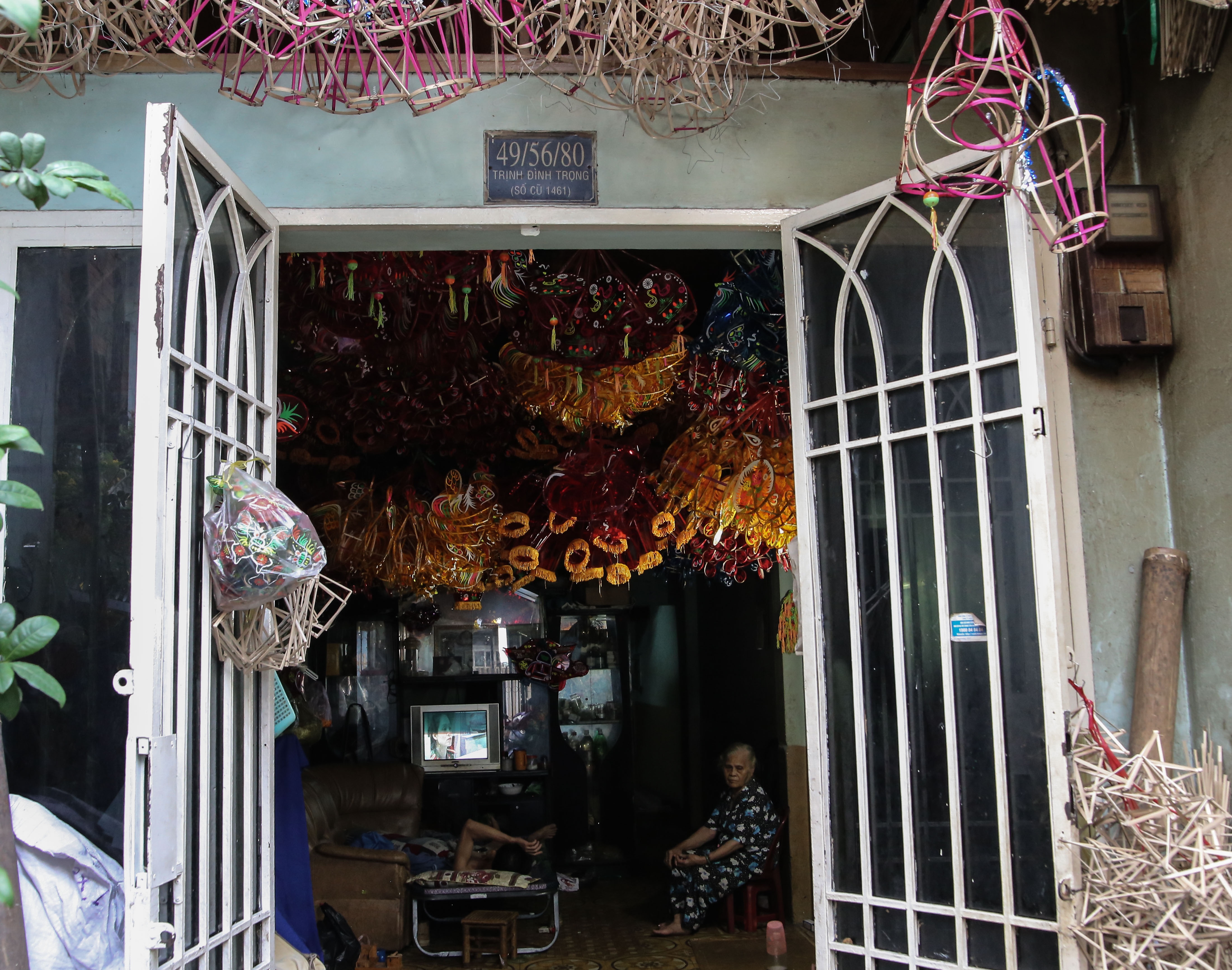 Lang long den Phu Binh anh 1