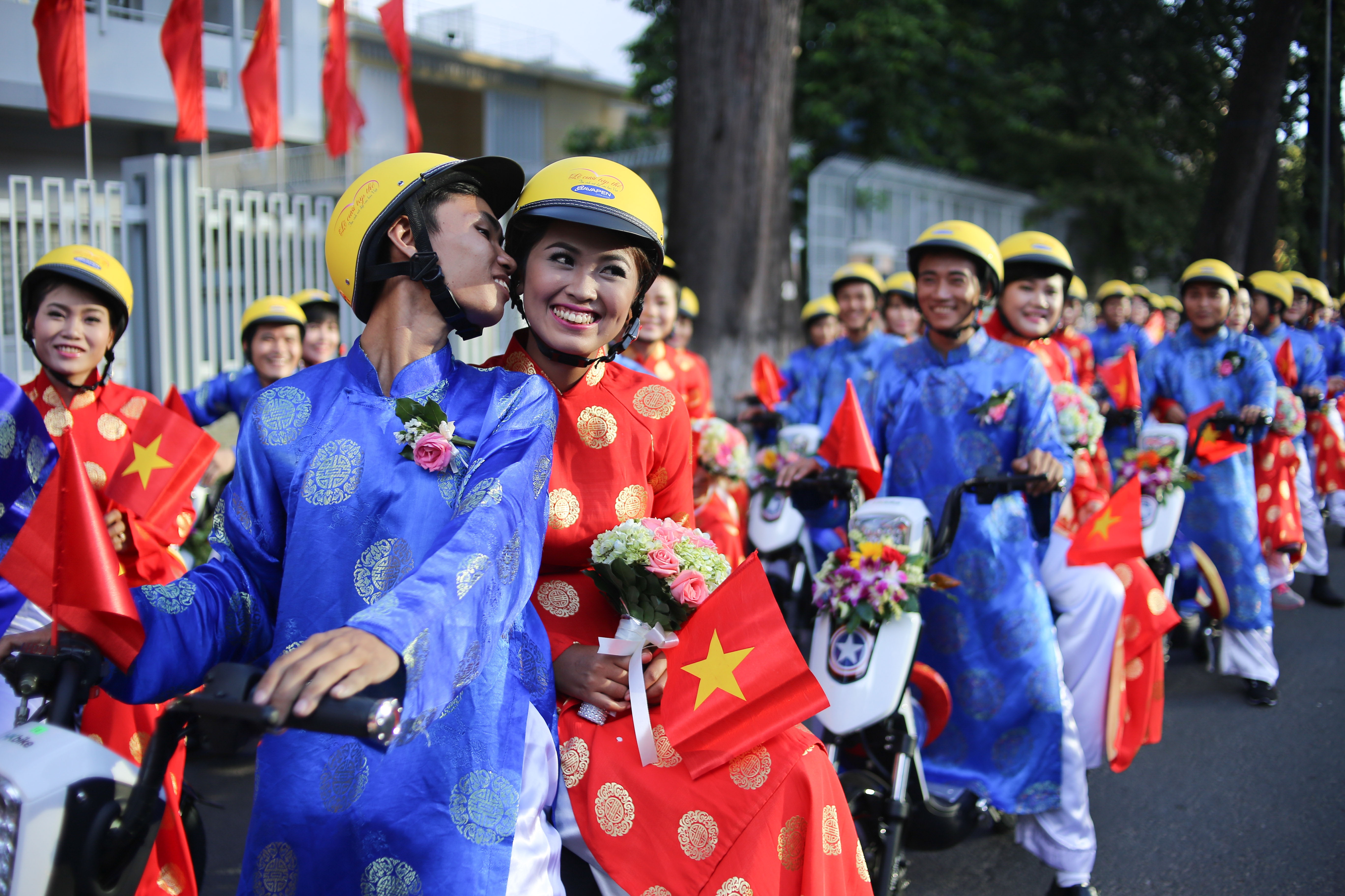 Dam cuoi tap the o Sai Gon anh 1