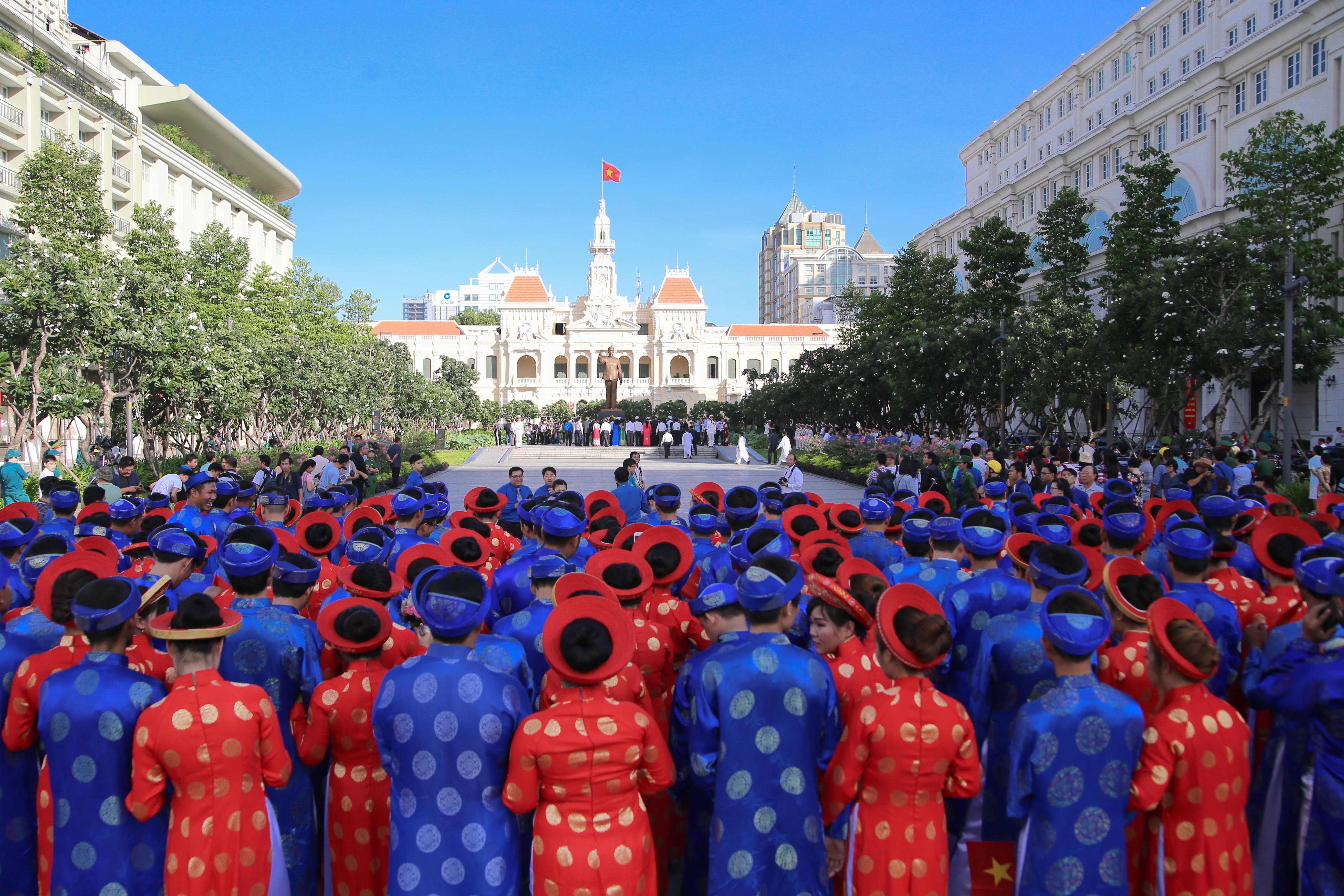 Dam cuoi tap the o Sai Gon anh 3