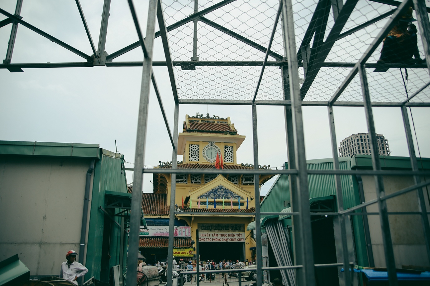 Trung tu Cho Binh Tay anh 13