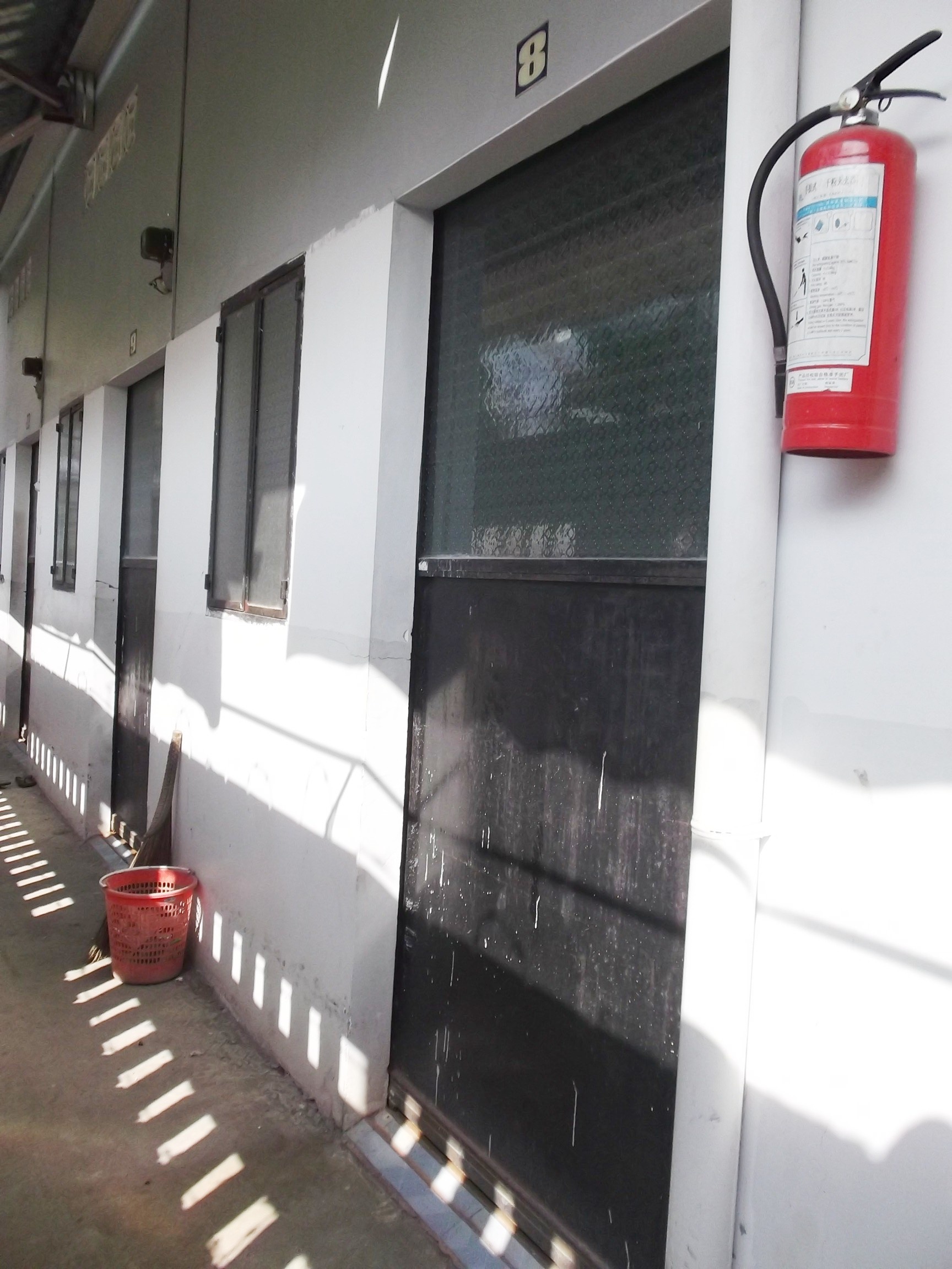 Căn phòng trọ nơi phát hiện nữ sinh chết trong tư thế treo cổ.