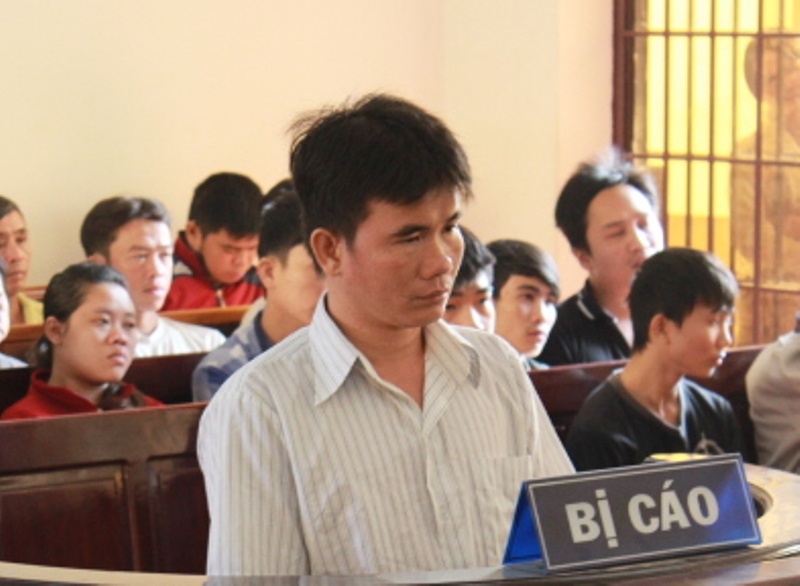 Dam nguoi tinh 24 nhat keo roi tu tu hinh anh