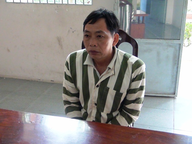 Kẻ móc túi người bệnh bị bắt tại trận.