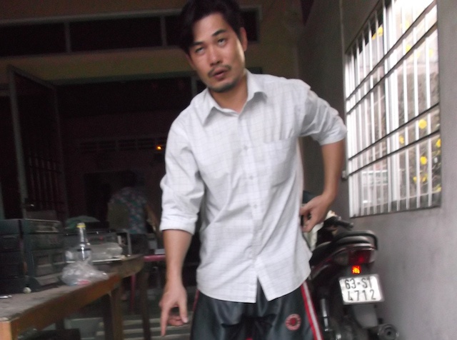 Chu cua hang dien thoai tung cuoc bat ten trom cam dao hinh anh