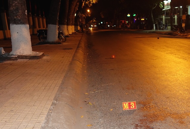 Hiện trường vụ va chạm giao thông dẫn đến gây án giết người. 