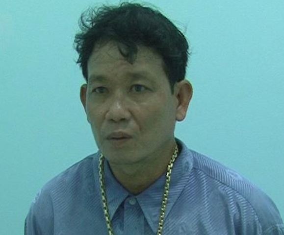Sieu trom sa luoi khi gay an ngay Tet hinh anh