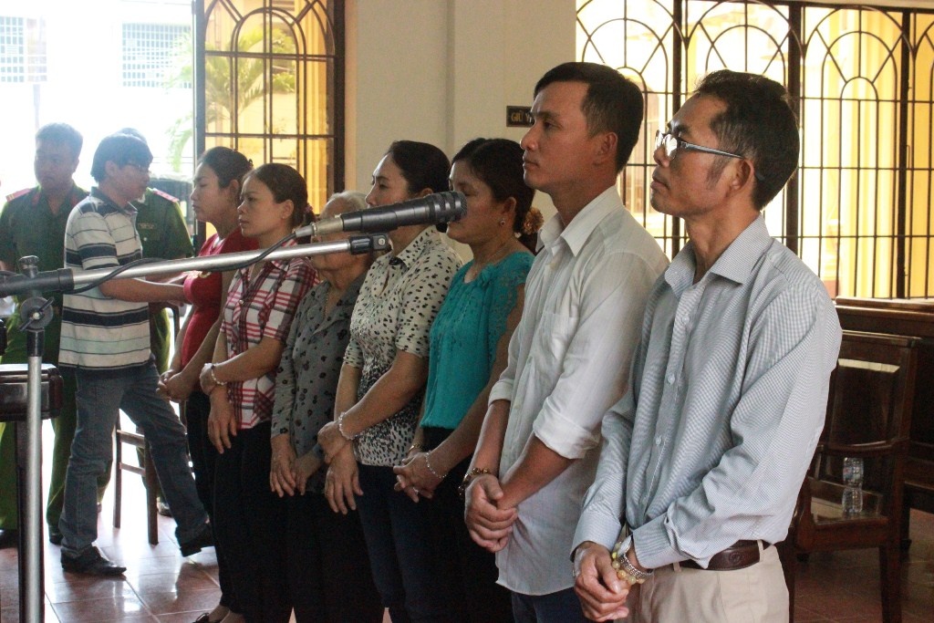 Chat 12 cay keo lai, 8 nguoi linh an tu hinh anh