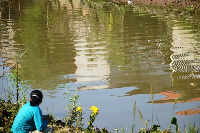 Hiện trường nơi 3 đứa trẻ chết đuối. Ảnh Minh Anh